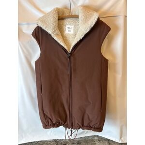 WNTR Women's Chestnut‎ Reversible Vest, Size XS/S,
